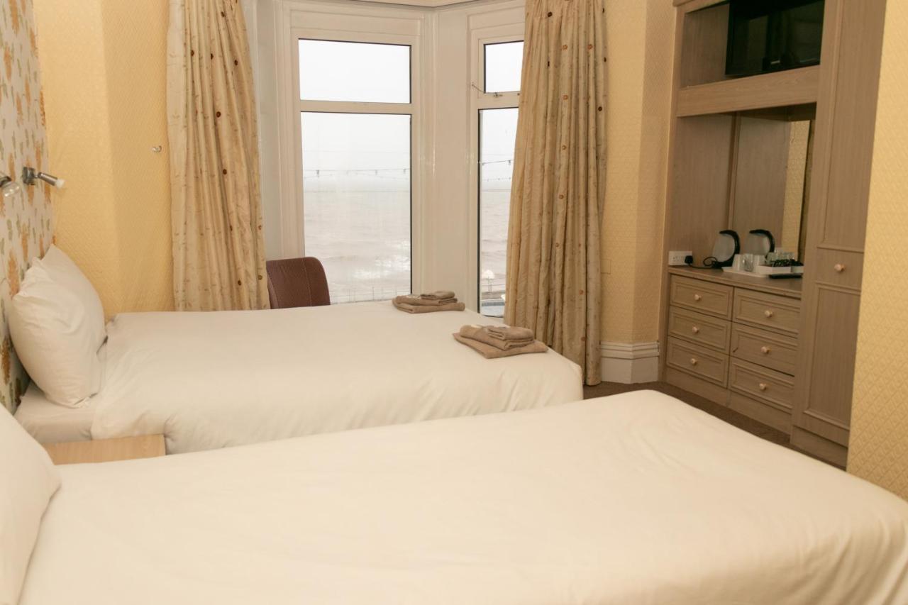 Starlux Hotel Blackpool Ngoại thất bức ảnh